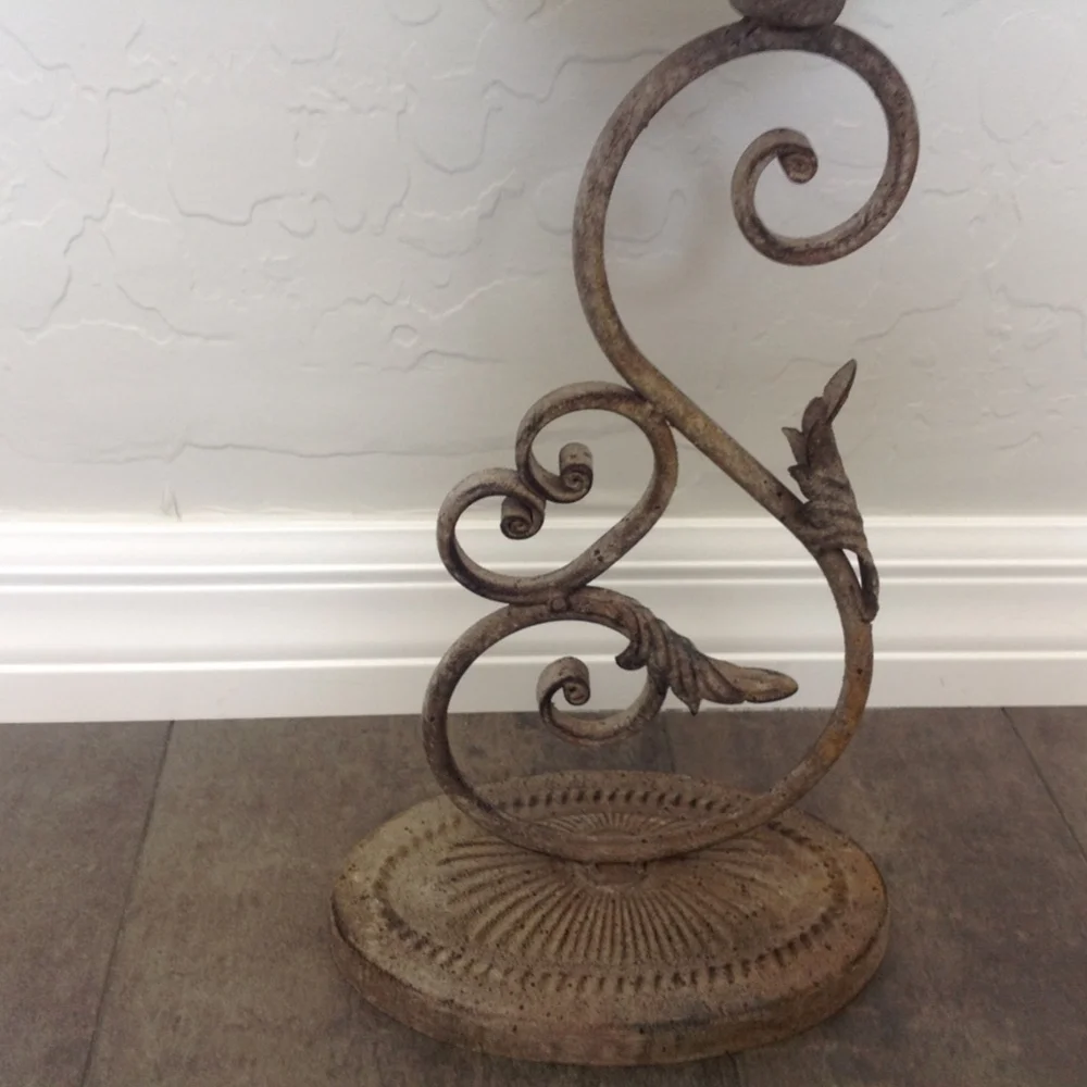 Rusty Metal Candleholder